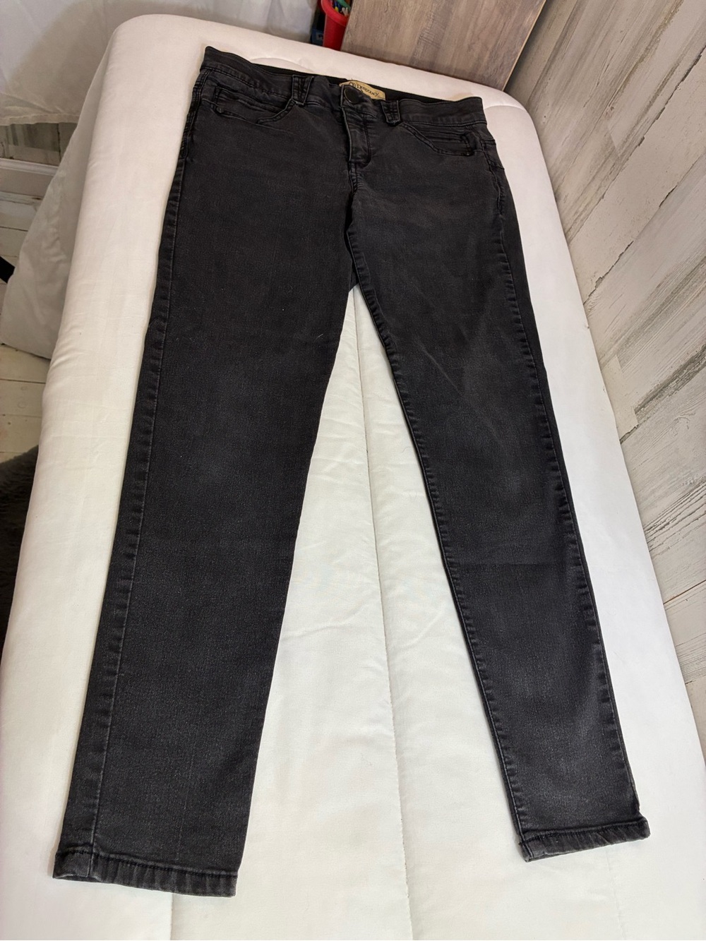Democracy Black Skinny Jeans — Sleek Stretch Fit Women’s Sz 10 ab sol